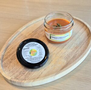 Gaspacho tomate & poivron, crème de gingembre x11 (soupe froide)